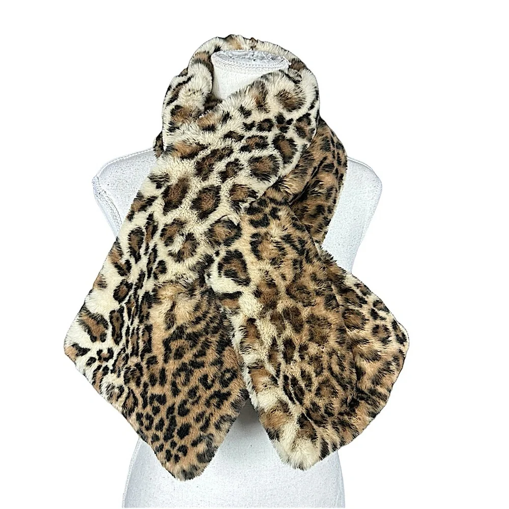 ANN TAYLOR LOFT: Faux Fur Scarf Leopard Print Cross Bib